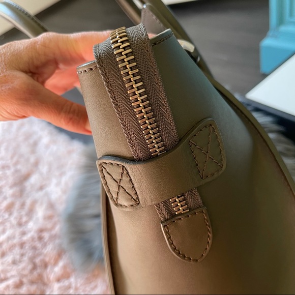 Sold CELINE 💚 LUGGAGE MINI OLIVE GREEN TAUPE - Picture 4 of 16
